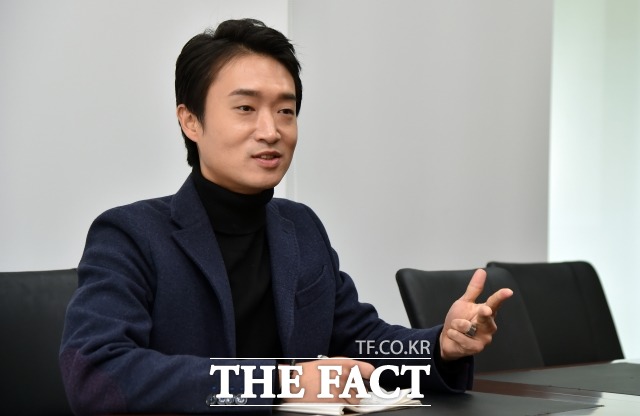 이병헌은 멋있고 배성우는 웃기죠 조우진은 내부자들을 통해 인연을 맺은 배성우를 좋은 선배 모델로 꼽았다. /이새롬 기자