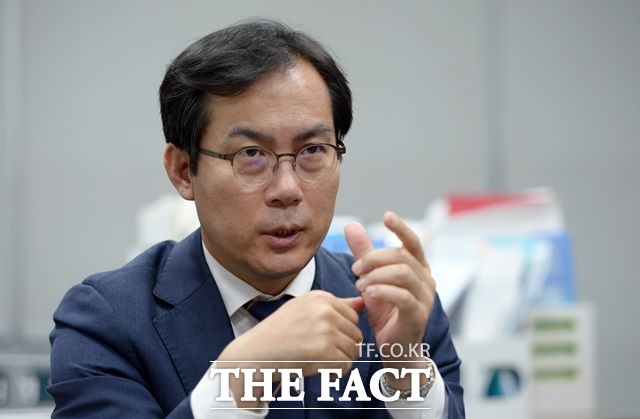 새누리당은 13일 이날 오전 브리핑에서 안철수 새정치민주연합 전 공동 대표가 탈당한 데 대해 총선을 위한 헤쳐모여 수순이 아니길 바란다고 말했다.