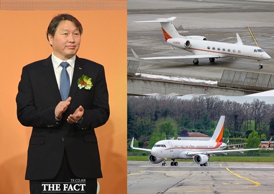 최태원(왼쪽) SK그룹 회장이 오는 20일부터 23일까지 스위스 다보스에서 열리는 다보스포럼에 전용기를 타고 참석할 것으로 보인다. / 더팩트DB, 리브홈레이다 캡처