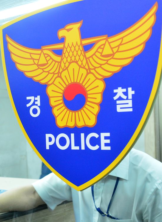 경찰이 성매수자 6만여 명의 이름이 적힌 리스트를 확보하고 조사에 나섰다. /더팩트 DB