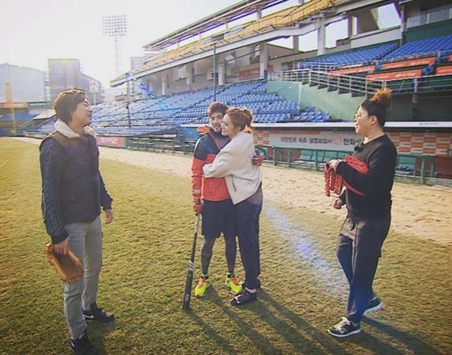 유하나♥이용규, 유하나는 이용규가 결혼 후 바로 전지훈련을 떠나는 바람에 혼인신고를 1년이나 늦게 했다. /유하나 인스타그램