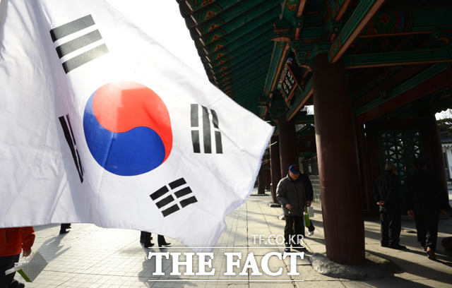 블룸버그통신이 19일(현지시간) 발표한 2016년 블룸버그 혁신지수에서 한국은 교육, 투자 비중, 특허신청 활동 등을 종합해 총점 91.31점을 받아 조사 대상국 가운데 1위를 차지했다./더팩트DB