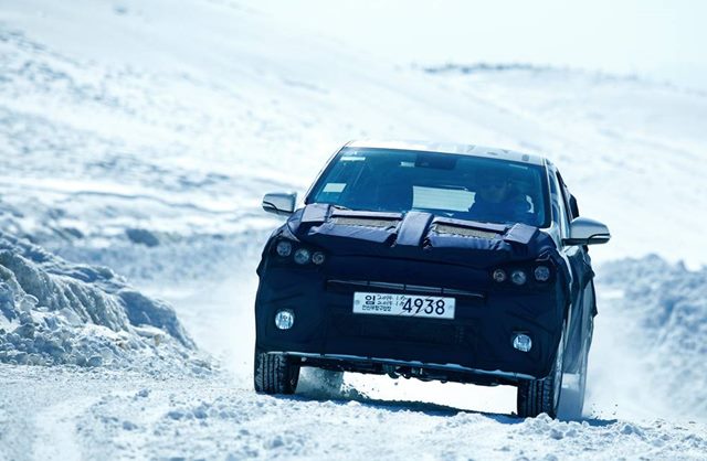 더 넥스트 스파크의 탁월한 내구성과 글로벌 수준의 품질을 달성하기 위해 세계 각지의 극한 자연환경에서 철저한 시험주행을 실시했다. 사진은 스파크의 혹한 테스트 장면. /한국GM 제공