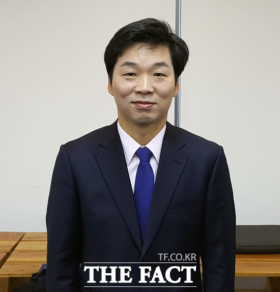 지난 1월 더불어민주당에 입당한 김병관 웹젠 이사회 의장은 솔루션홀딩스 공동창업, NHN게임스 대표, 웹젠 대표 등을 역임했다. 웹젠은 모바일게임 ‘뮤 오리진’ 등으로 유명하다. /최승진 기자