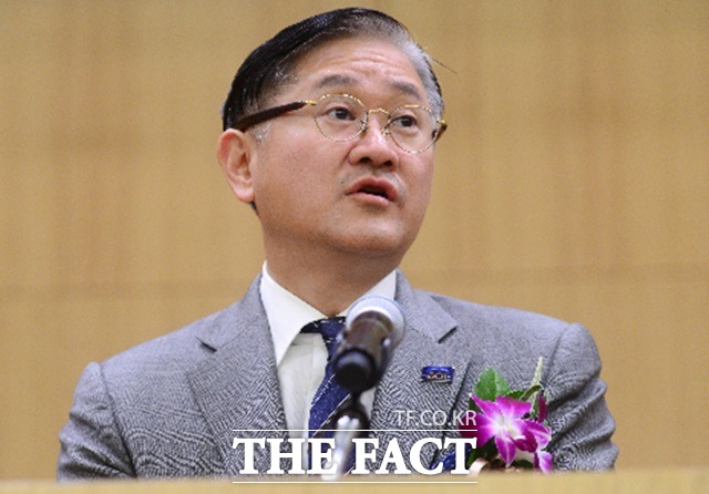 2015년은 아모레퍼시픽의 해라고 할 수 있다. 아모레퍼시픽은 지난해 K뷰티 열풍 속에 최대 매출과 한방 회장품 최초 판매 기록을 세우는 등 성장세를 이어갔다. /더팩트DB