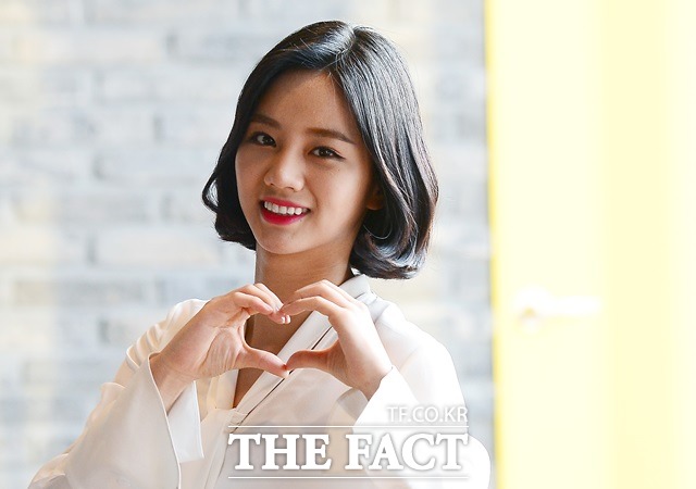 응답하라 1988 혜리가 공개한 덕선. 걸그룹 걸스데이 멤버이자 배우로 자리매김한 혜리가 tvN 응답하라 1988에서 맡은 덕선 캐릭터와 주변 인물, 배우들과 에피소드에 대해 이야기했다. /이새롬 기자