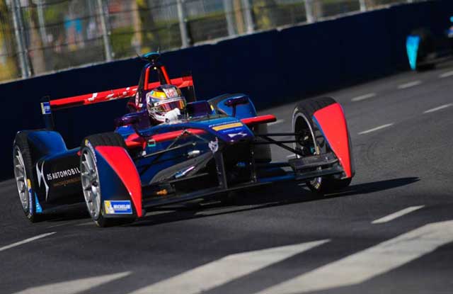 포뮬러 E 챔피언십 부에노스아이레스 대회에서 DS 버진 레이싱 팀이 포뮬러 대회 첫 우승을 차지했다. /한불모터스 제공