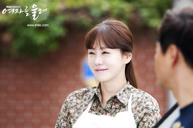 MBC 여자를 울려에 출연한 김정은. 그는 드라마에서 따뜻한 엄마를 연기했다. /MBC 여자를 울려 공식 홈페이지
