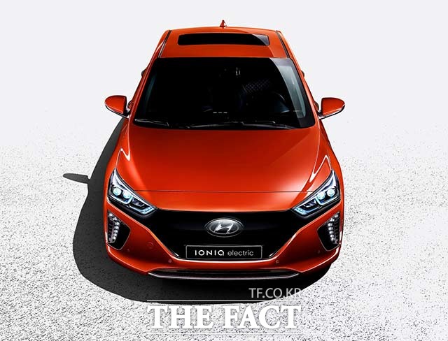 현대차는 이달 19일부터 다음달 4일까지 실시하는 제주도 전기차 1차 민간 공모에 아이오닉 일렉트릭을 통해 공식 참여한다고 18일 밝혔다. /현대자동차 제공