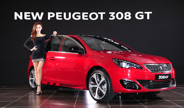 프랑스 완성차 업체 푸조의 수입원 한불모터스가 22일 서울 대치전시장에서 고성능 모델 308GT와 508GT 론칭 행사를 열고 공식 출시했다. /한불모터스 제공