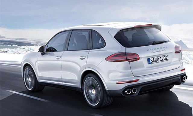 카이엔 터보S는 카이엔 라인업 가운데 최상위 모델로 4800cc V8 바이터보 엔진은 최고출력 570마력, 최대토크 81.6kg.m의 성능을 자랑한다. /포르셰 코리아 제공