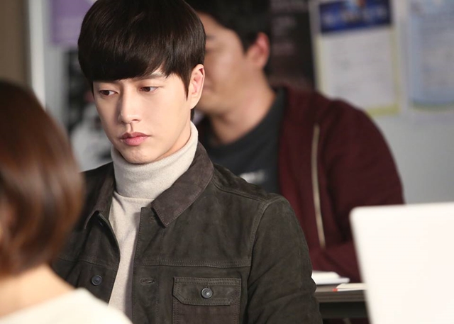 드라마 치즈인더트랩에 등장하는 유정. 원작 웹툰에서와 달리 드라마에서는 유정의 캐릭터에 대한 서사가 부족하다. /tvN 치즈인더트랩 공식 페이스북