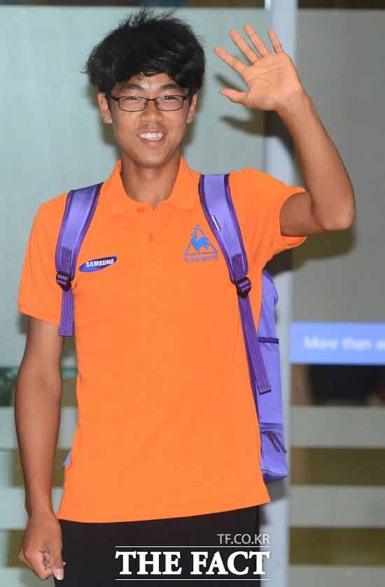 정현 복식 4강행! 정현이 25일 열린 ATP 투어 500시리즈 두바이 듀티프리 챔피언십 복식 8강에서 이리 베셀리(체코)와 호흡을 맞춰 로베르토 바우티스타 아구트(스페인)-주앙 소자(포르투갈) 조를 세트 스코어 2-1로 제압했다. /더팩트 DB