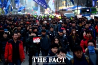 [TF사진관] 4차 민중총궐기 물리적 충돌없이 '평화적 마무리'
