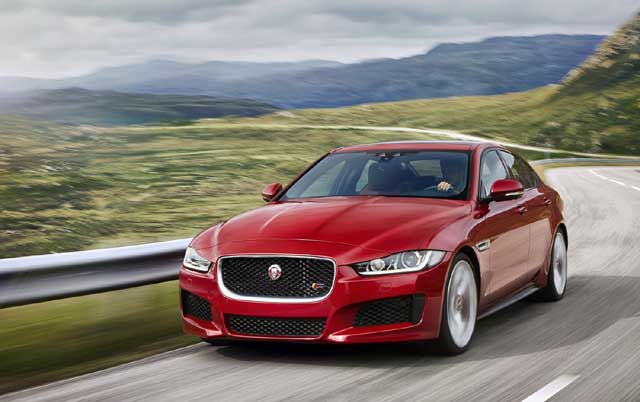 재규어 랜드로버 코리아가 전국 19개 공식 전시장에서 재규어 랜드로버의 최신 차종을 시승 행사인 재규어 랜드로버 전국 로드쇼를 연다. /재규어 랜드로버 코리아 제공