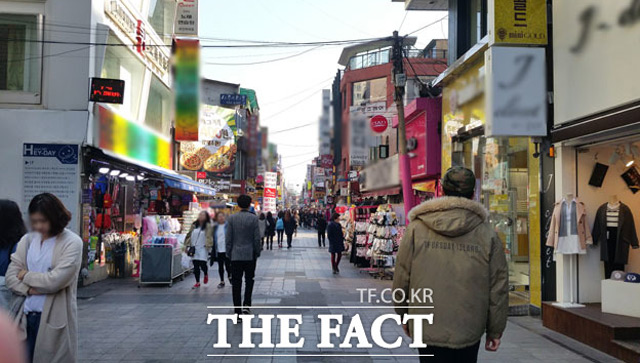 서울의 물가가 세계에서 8번째로 비싼 것으로 조사됐다./ 더팩트 DB