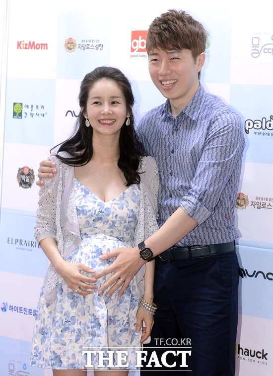 5월 8일 결혼식을 올리는 김가연(왼쪽)과 임요환. 두 사람은 혼인신고를 한지 5년 만에 화촉을 밝힌다. /더팩트 DB