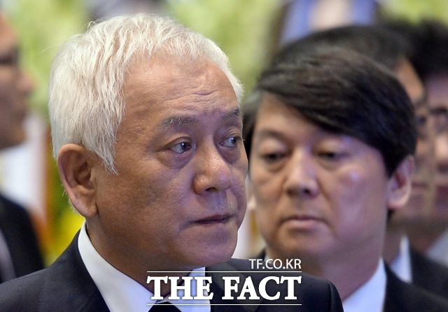 선대위원장직을 사퇴한 김한길 국민의당 의원은 14일 총선승리를 위해 마지막으로 호소한다. 수도권의 야권연대가 반드시 필요하다고 주장했다./임영무 기자