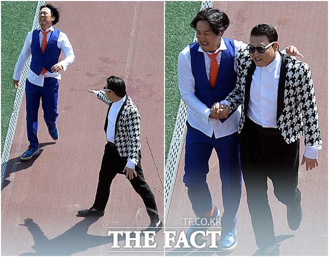 싸이 형, 나 너무 힘들어~ 싸이가 뮤직비디오 촬영을 끝내고 힘들어 하는 하하를 위로하고 있다.