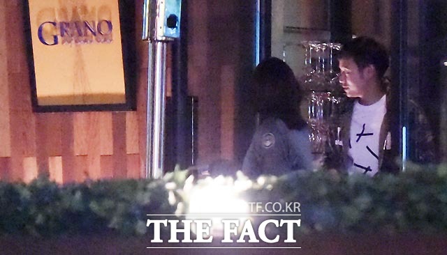 천정명(오른쪽)은 띠동갑 여자 친구의 따뜻한 배려에 반한 것으로 알려졌다. /문병희 기자