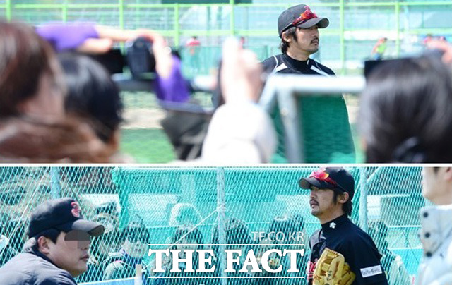 재욱이 오빠 힘내요!- 안재욱의 출전 소식에 국내외 팬들이 양주시 연예인구장을 찾아 안재욱의 경기 장면을 바라보고 있다.