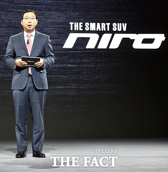기아자동차는 니로 출시를 계기로 스포티지와  쏘렌토, 모하비로 이어지는 SUV 풀 라인업을 구축해 RV 명가의 위상을 강화한다는 계획이다. 박한우 기아자동차 사장