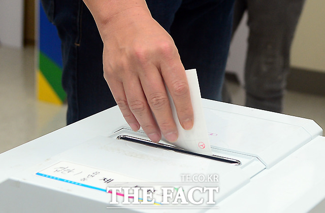 중앙선거관리위원회는 제20대 국회의원선거에 참여할 수 있는 유권자가 4210만 398명이라고 3일 밝혔다./이새롬 기자