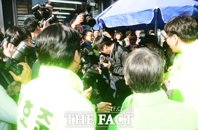 취재진에게 인기가 많지만...