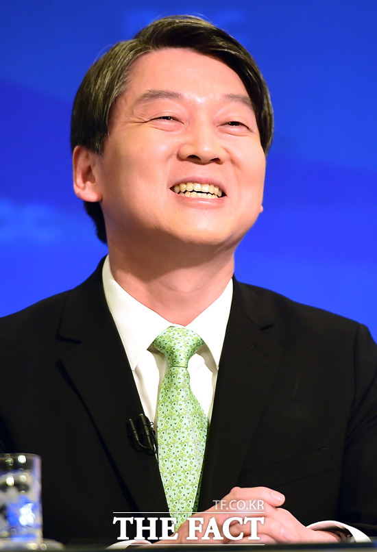 국민 여러분을 웃게 해드리겠습니다!