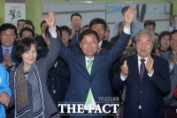 [TF포토] 국민의당 천정배, '광주에 부는 녹색바람'