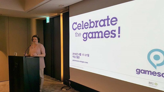 카타리나 함마 쾰른메쎄 대표이사가 15일 더 플라자 호텔에서 독일 국제 게임쇼 ‘게임스컴 2016’ 현황을 설명하고 있다. /최승진 기자