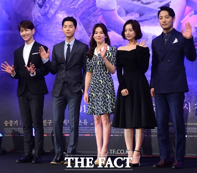 태양의 후예 열풍의 주역들. KBS2 수목드라마 태양의 후예가 오는 20일부터 3일간 스페셜 방송을 편성했다. /이새롬 기자