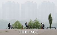 [TF사진관] '지구가 아파요'…미세먼지로 뒤덮힌 지구의 날