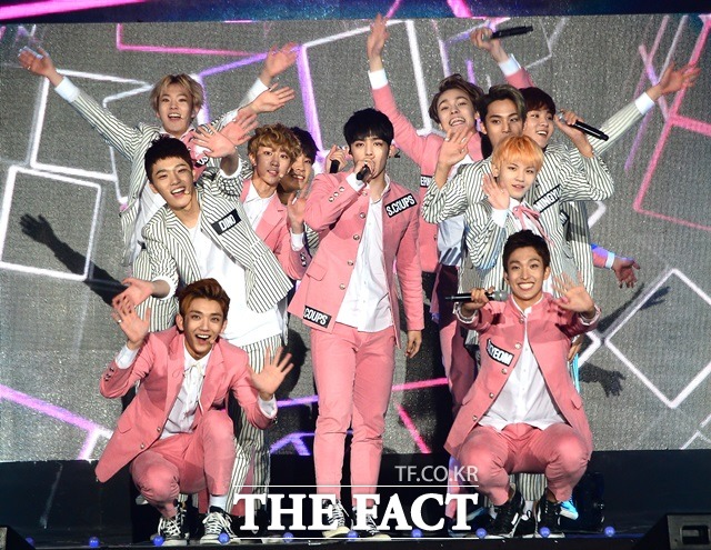 자체 제작 아이돌 세븐틴. 그룹 세븐틴이 2016년 가요계에 새로운 돌풍을 예고했다. /이새롬 기자