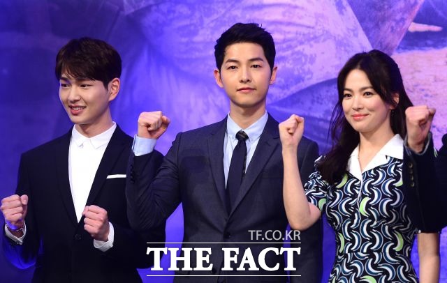 29일 한국수출입은행 해외경제연구소에 따르면 한류 드라마 태양의 후예가 1조 원이 넘는 경제효과를 가져다 줄 전망이다. /더팩트 DB