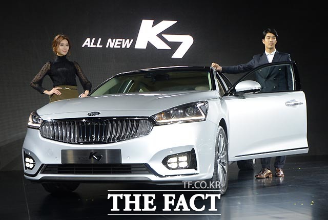 기아자동차가 국내 시장에서 신차와 레저용차량의 판매 호조세에 힘입어 지난 4월 한 달 동안 4만8505대가 판매, 지난해 동기 대비 12.7%의 증가율을 기록했다고 2일 밝혔다. /더팩트 DB