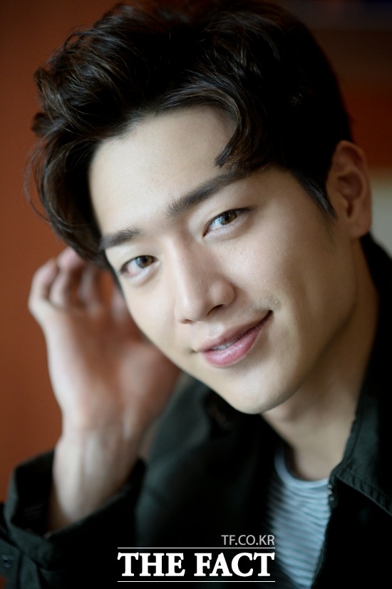 서강준, 3월부터 복근 찾기 운동. 배우 서강준이 복근을 되찾겠다는 각오를 다졌다. /이효균 기자