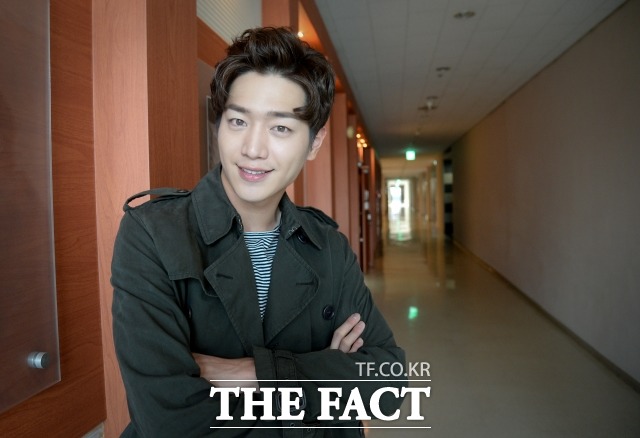 서강준의 스트레스 해소법. 서강준은 노을을 보며 걱정을 없앤다. /이효균 기자