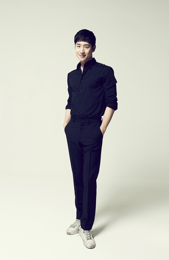 탐정 홍길동은 새로운 영화. 배우 이제훈이 자신이 주연을 맡은 영화 탐정 홍길동: 사라진 마을에 대한 무한 애정을 드러냈다. /CJ엔터테인먼트 제공