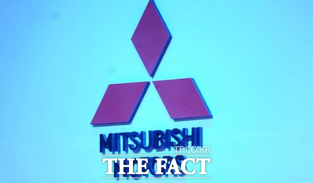 닛케이 신문은 10일 미쓰비시 자동차와 닛산 자동차가 고객들에게 연료비와 경차 세액 등의 차액을 보상하기로 했다고 보도했다. /더팩트 DB