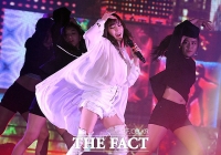 [TF포토] 솔로 티파니, '소녀시대 벗고 섹시한 여전사로~'