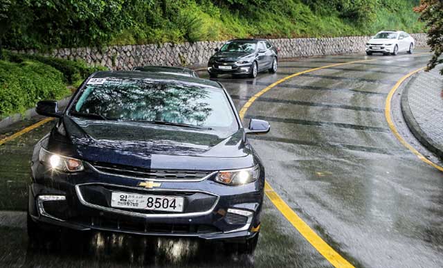 쉐보레는 12일 올 뉴 말리부가 지난달 27일 사전계약을 시작한 이래 영업일 기준 8일 만에 사전계약 1만 대를 돌파했다고 밝혔다. /한국지엠 제공