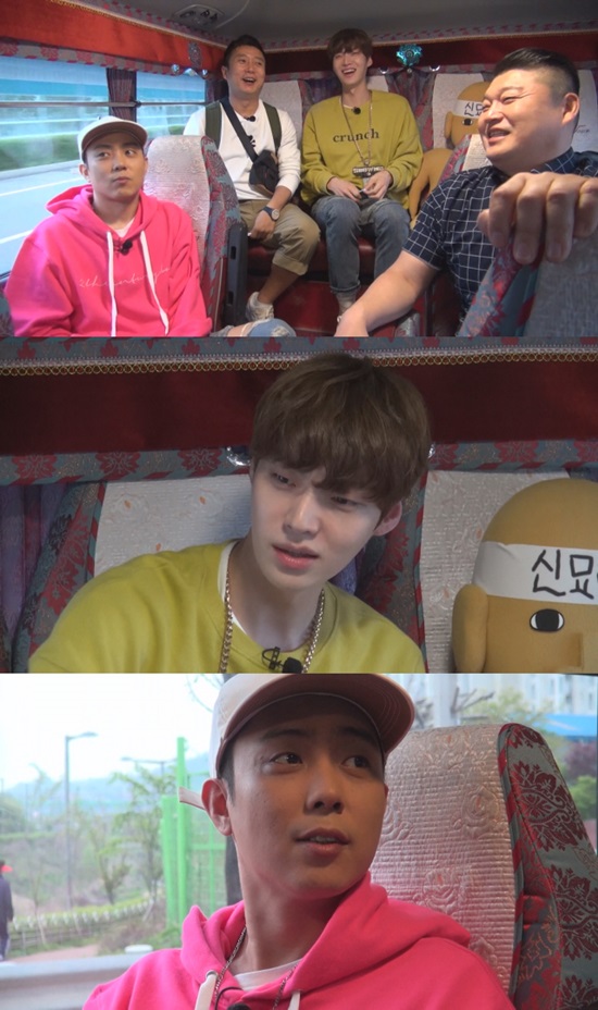 신서유기2 안재현, 은지원에 고백. 배우 안재현(가운데)이 가수 은지원에게 구혜선의 팬심을 대신 전달했다. /신서유기2 방송 캡처