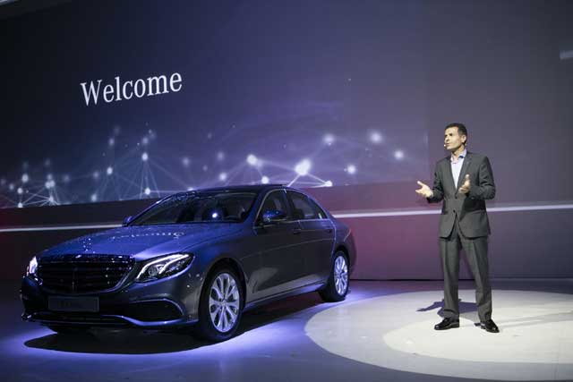 메르세데스-벤츠는 지난 24일 10세대 E-클래스를 공개하고 본격적인 마케팅에 들어갔다. /메르세데스-벤츠 코리아 제공