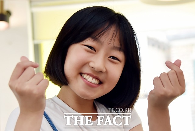 저 귀엽죠? 배우 김환희는 곡성에 출연해 많은 사랑을 받았다며 즐거워했다. /이새롬 기자