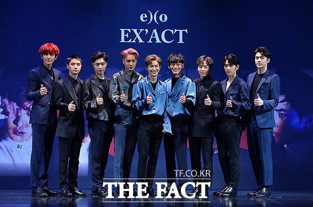 엑소, 엑소를 이겨라 그룹 엑소가 8일 세 번째 정규앨범 이그잭트를 발매하고 활동에 나섰다. /문병희 기자