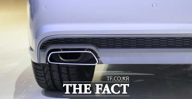 서울중앙지검 형사 5부는 10일 아우디폭스바겐 코리아가 26개 차종에 대한 배출가스, 소음 시험성적서를 조작해 제출했다고 밝혔다.  /더팩트 DB