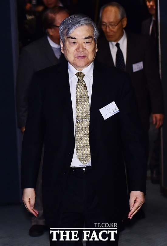 조양호 한진그룹 회장은 14일 오전 대한항공 서소문 사옥에서 세계 최대의 컨테이너선 선주사인 시스팬사의 게리 왕 회장을 만나 현안인 용선료 조정 등을 협의했다. /더팩트 DB