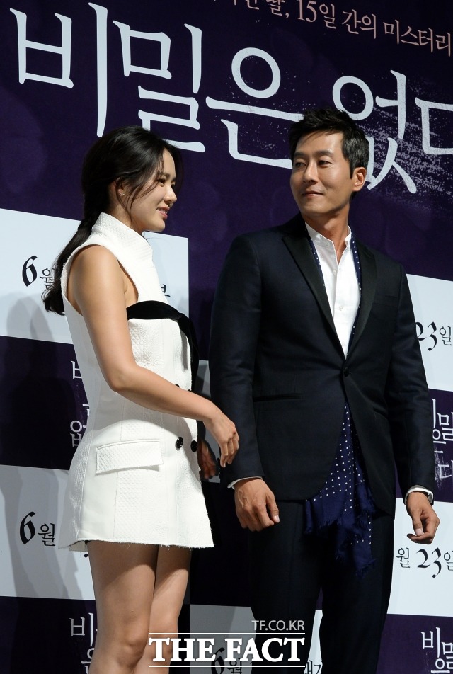 부부지만 예사롭지 않아요? 배우 김주혁이 손예진에게 따귀를 맞은 소감을 밝혔다. /임영무 기자