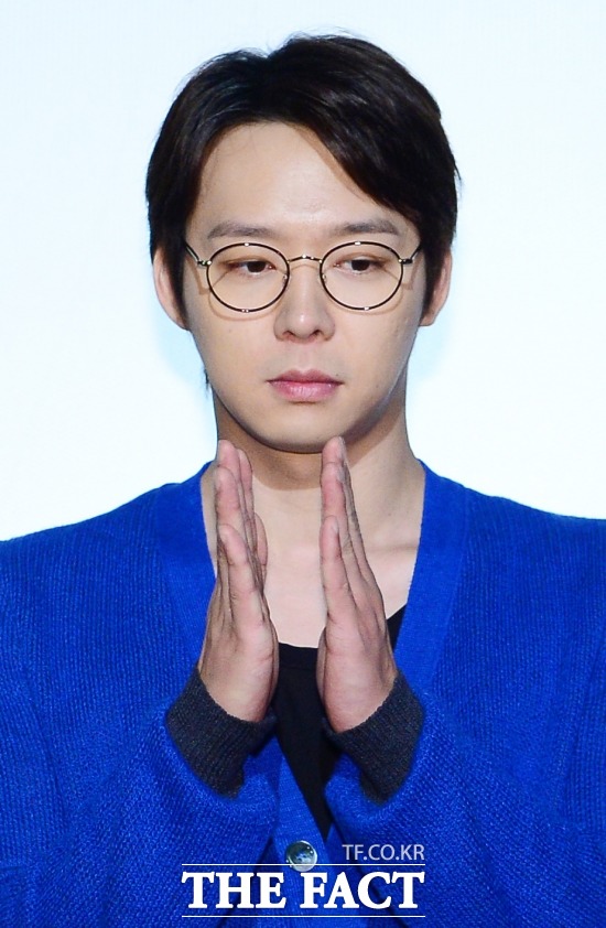 세 번째 성폭행 주장에 사면초가에 몰린 박유천 가수 겸 배우 박유천에게 성폭행을 당했다고 주장하는 세 번째 여성이 등장한 가운데 경찰 전담팀이 꾸려진 이유에 대한 궁금증이 커지고 있다. /더팩트 DB